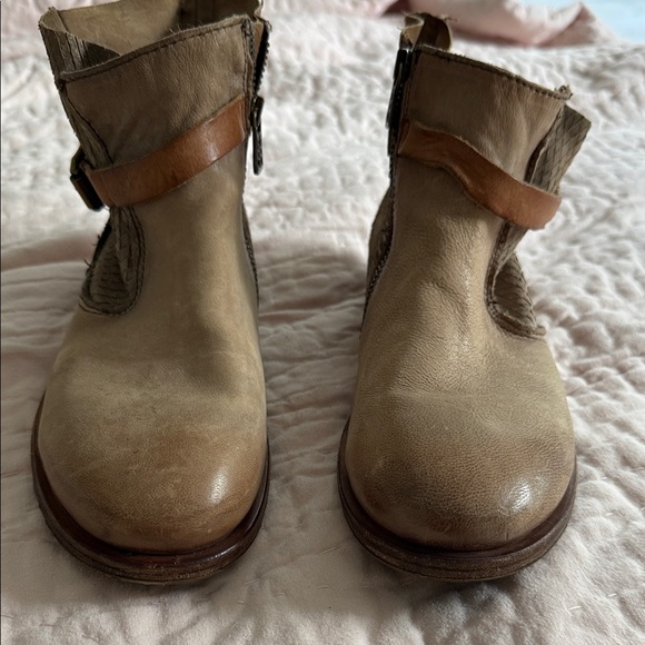 A.S.98 Shoes - Free People ⭐️AS98 Imperial Distressed Ankle Boots Brown 8 💎SEE VIDEO💎